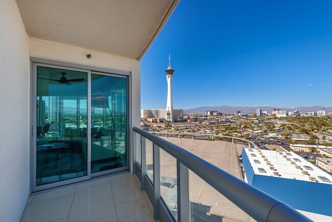 Building Photo - Turnberry Towers East 1507