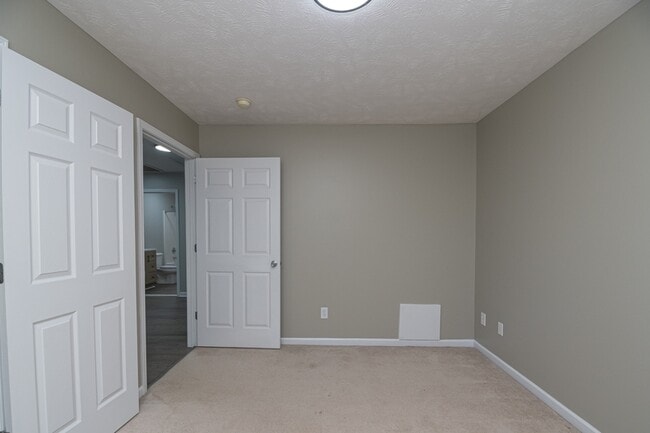 Building Photo - 3401 Connection Dr