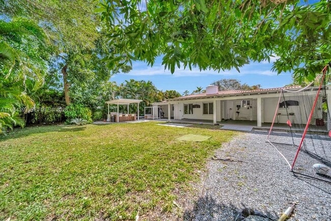 Building Photo - 77 NE 95th St