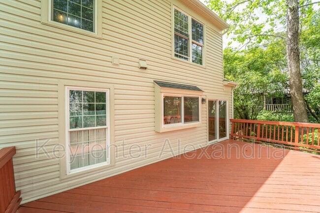 Building Photo - 13183 Oak Farm Dr