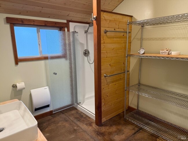 Building Photo - 39143 S Hwy 1