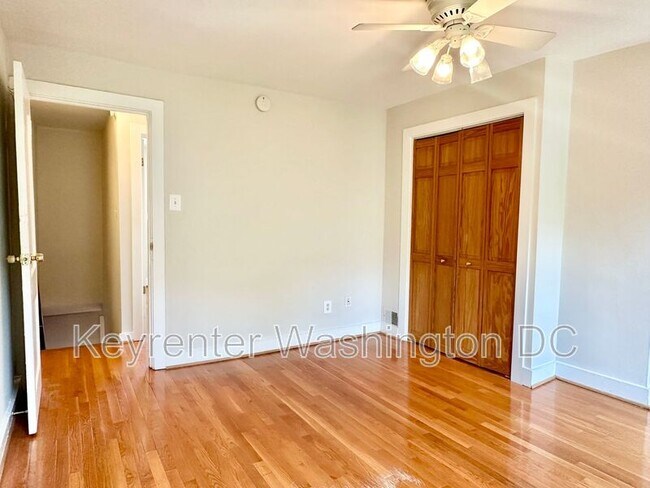 Building Photo - 1528 8th St NW