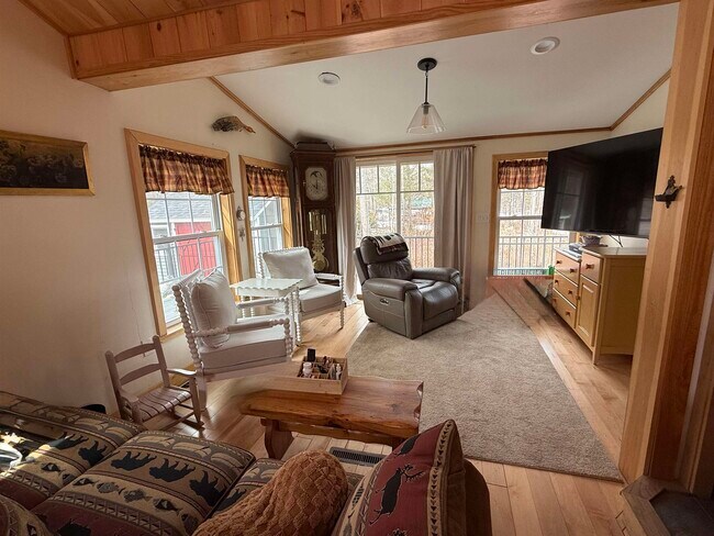 Building Photo - 111 Pendleton Rd