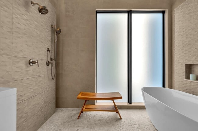 Building Photo - 200 Ocean Ave N