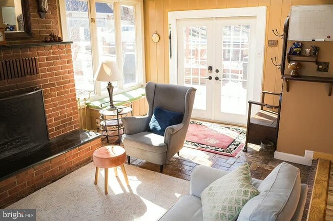 Building Photo - 796 Whitmer Rd