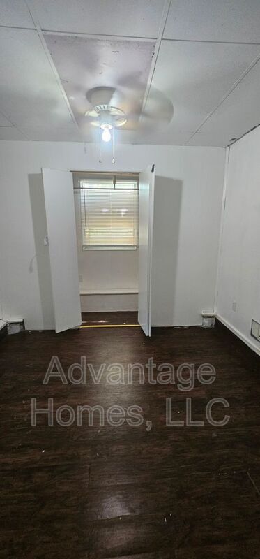 Building Photo - 11222 Bristol Terrace