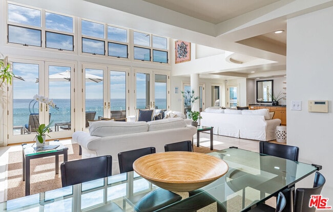 Building Photo - 24456 Malibu Rd