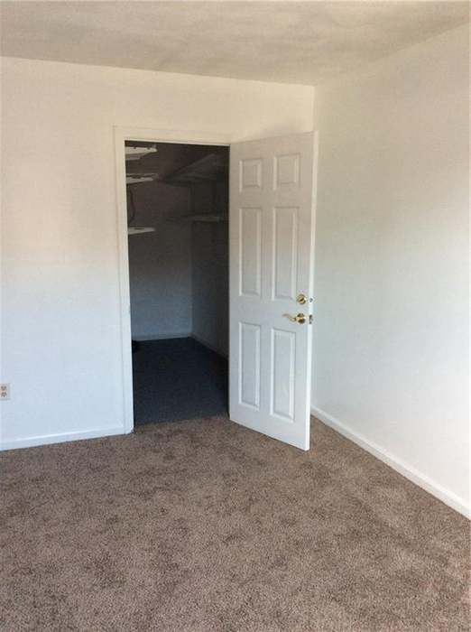 Walk-in Closet - 200 Manville Hill Rd