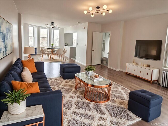 Building Photo - 60-85 71st Ave