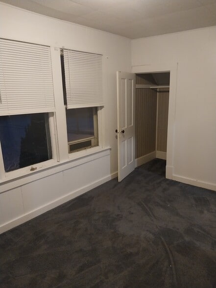 Building Photo - 51 E Summit St