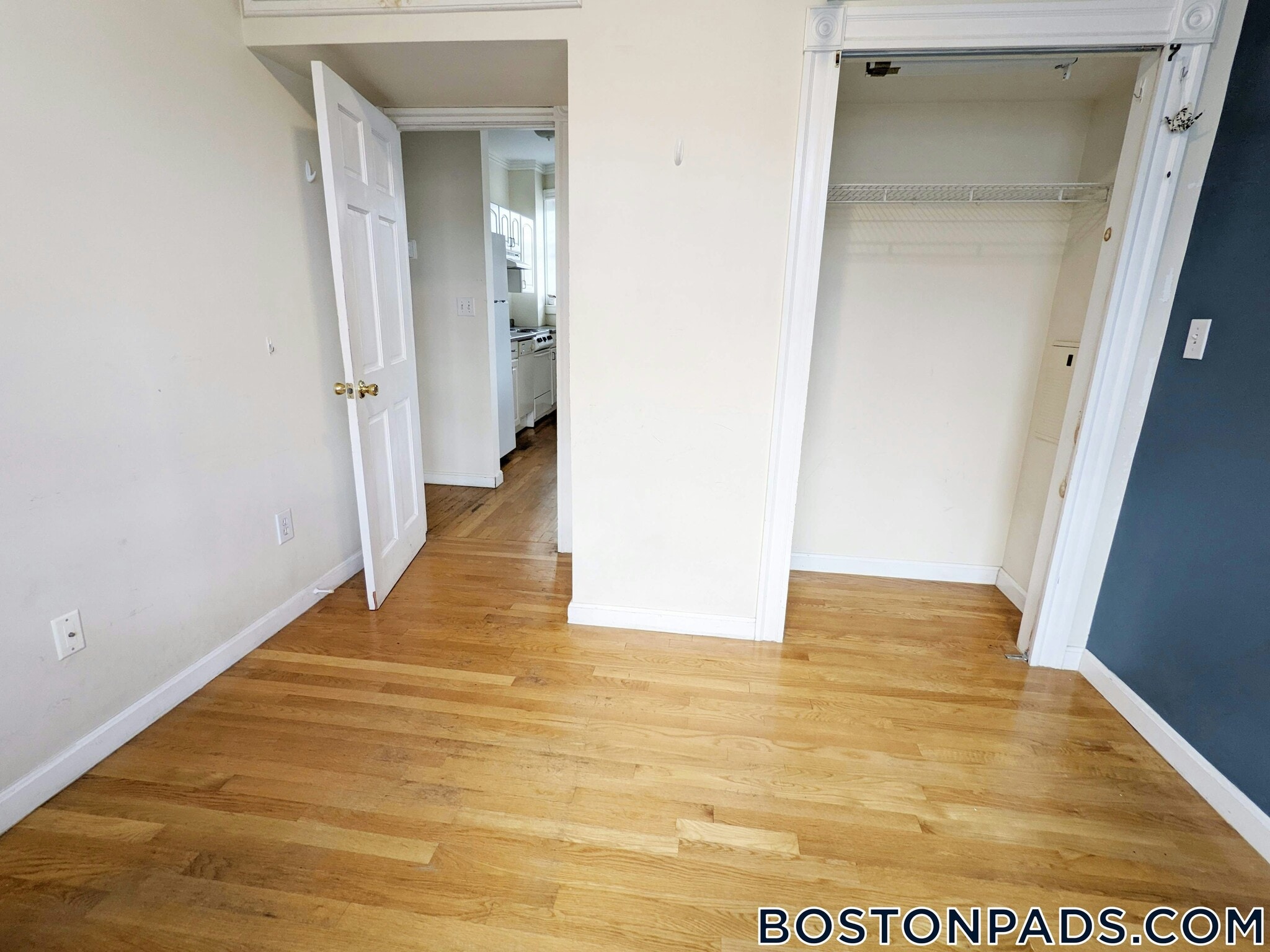 Building Photo - 4 Bishop Allen Dr