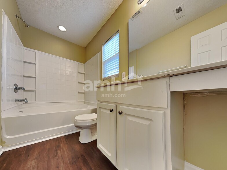 Building Photo - 3779 Marshlane Way