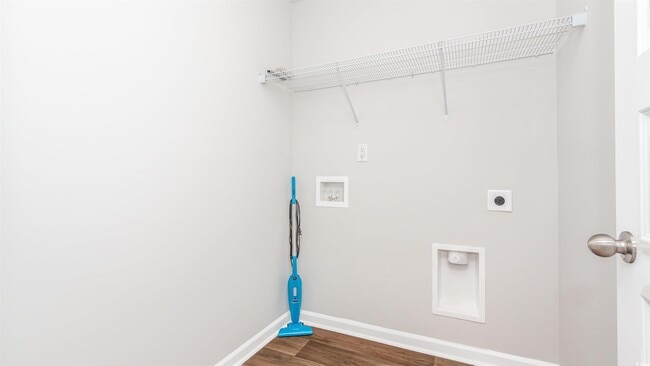 Building Photo - 1206 Willow Oaks Wy