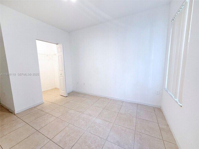 Building Photo - 308 Belmont Ln