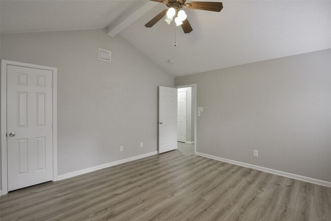 Building Photo - 3318 Golden Willow Dr