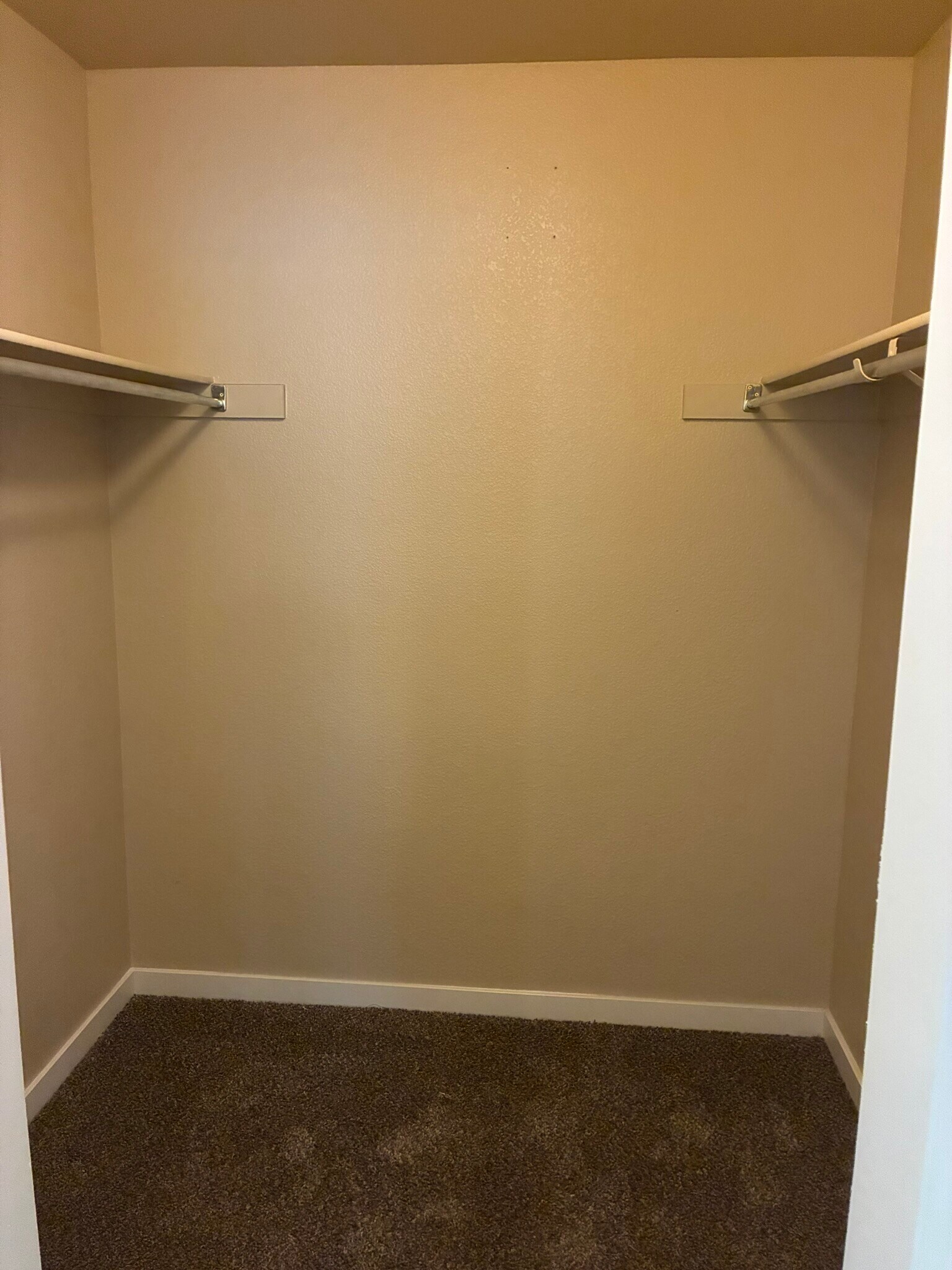 master walkin closet - 215 Oro Canyon St