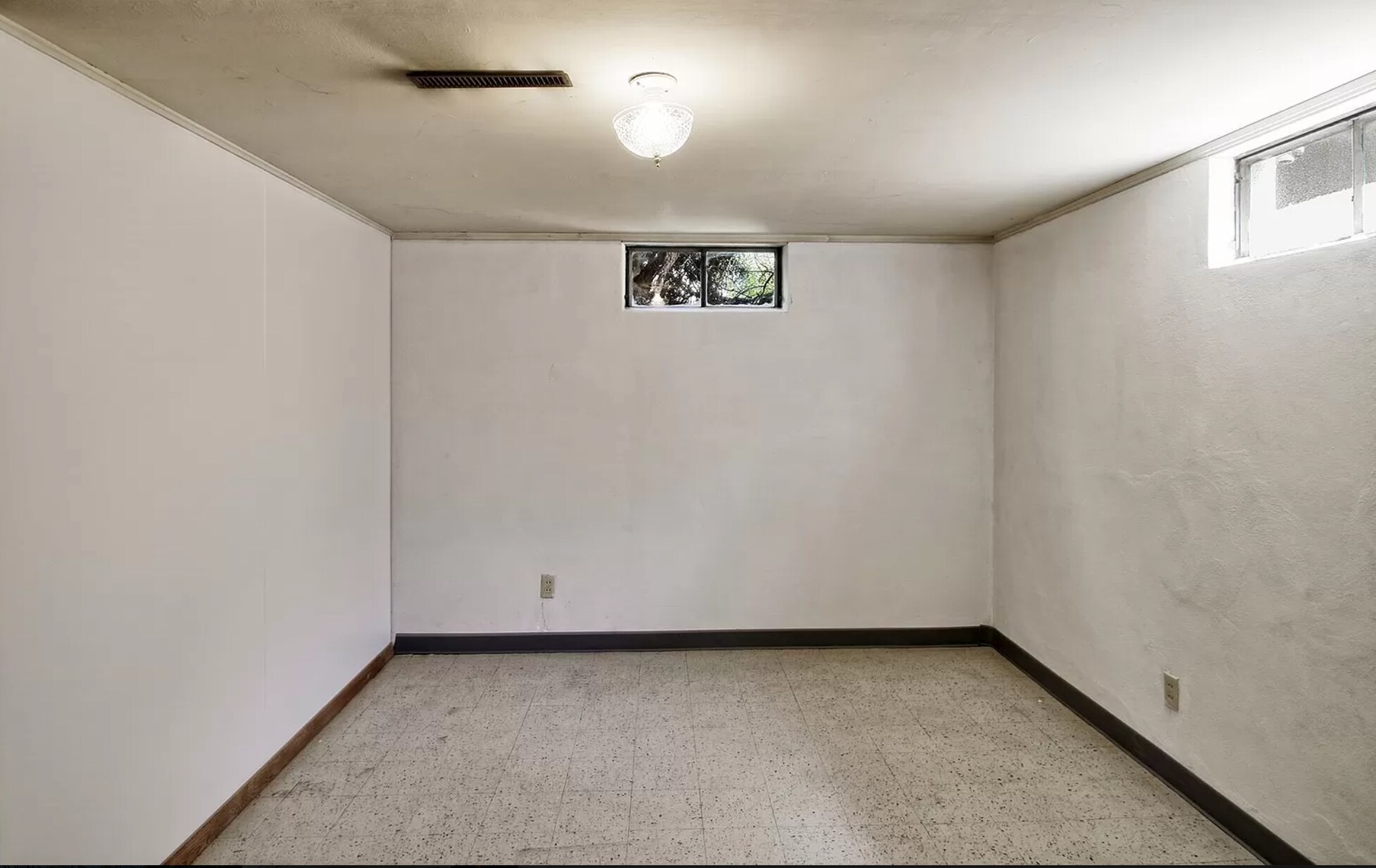 Building Photo - 1625 Walnut Ave