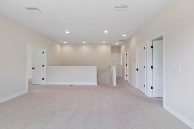 Building Photo - Estancia 4 Bed / 2.5 House Home for Lease!