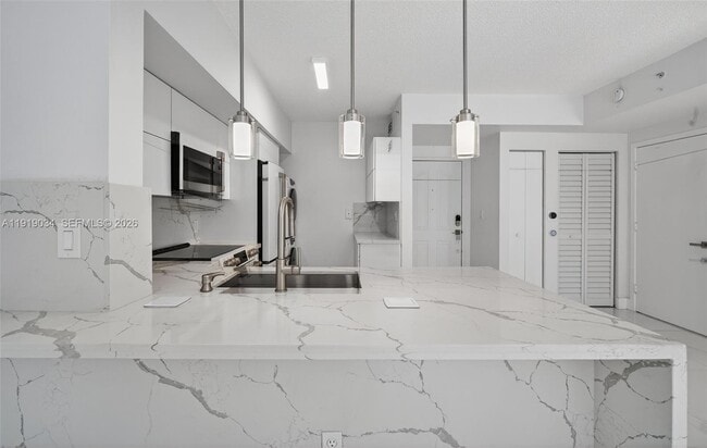 Building Photo - 5077 NW 7th St