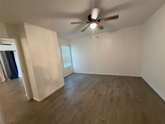 Building Photo - 2750 Holly Hall St