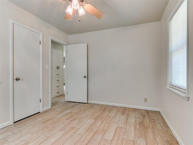 Building Photo - 1507 Avondale Dr