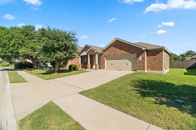 Building Photo - 817 Tabernash Dr