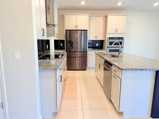 Building Photo - 10844 Rolling Moss Rd