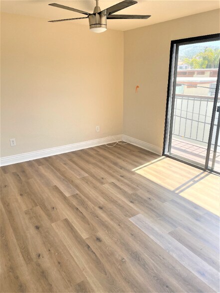 Building Photo - 101 W Canada