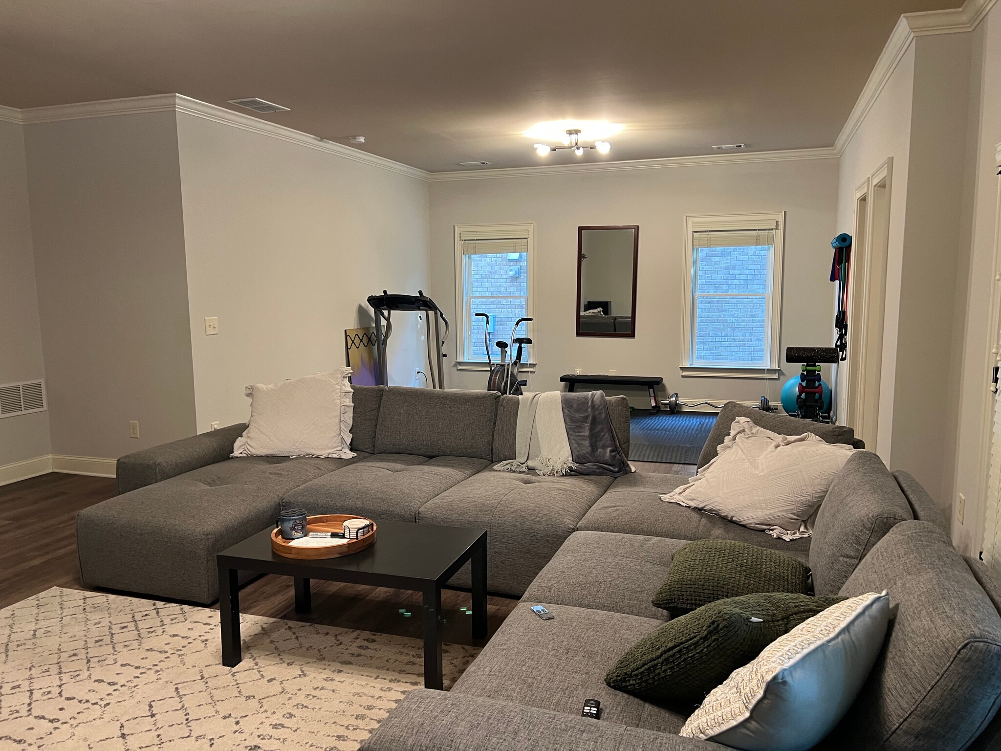 Building Photo - 7955 Magnolia Sq