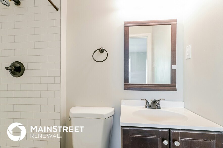 Building Photo - 14834 Frais Dr