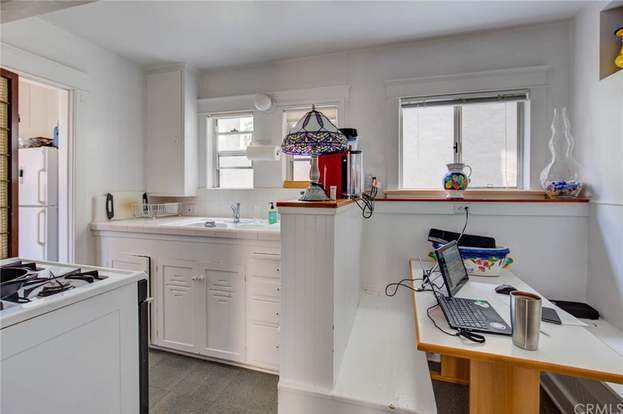 Building Photo - 223 24th St