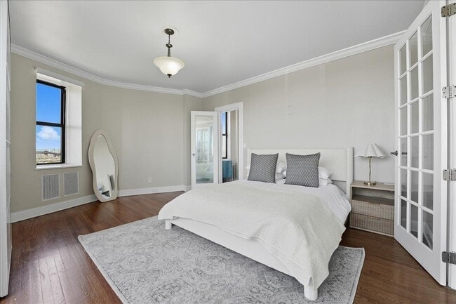 Building Photo - 2600 John F. Kennedy Blvd