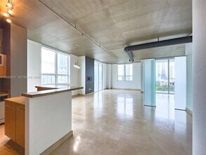 Building Photo - 2275 Biscayne Blvd
