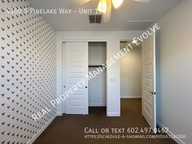 Building Photo - 4100 S Pinelake Way