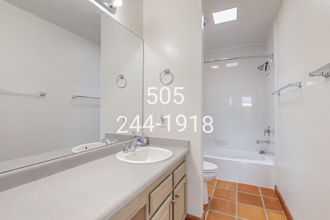 Building Photo - 876 Tramway Ln Ct NE