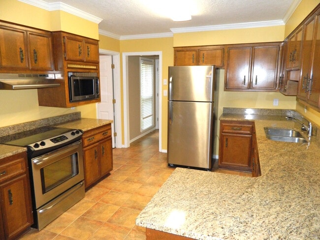 Building Photo - Home for Rent - 139 Spring Lakes Drive