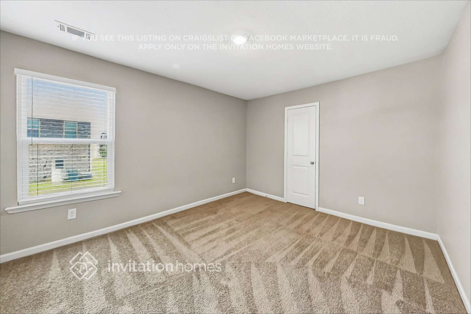 Building Photo - 407 Vermeer Ct