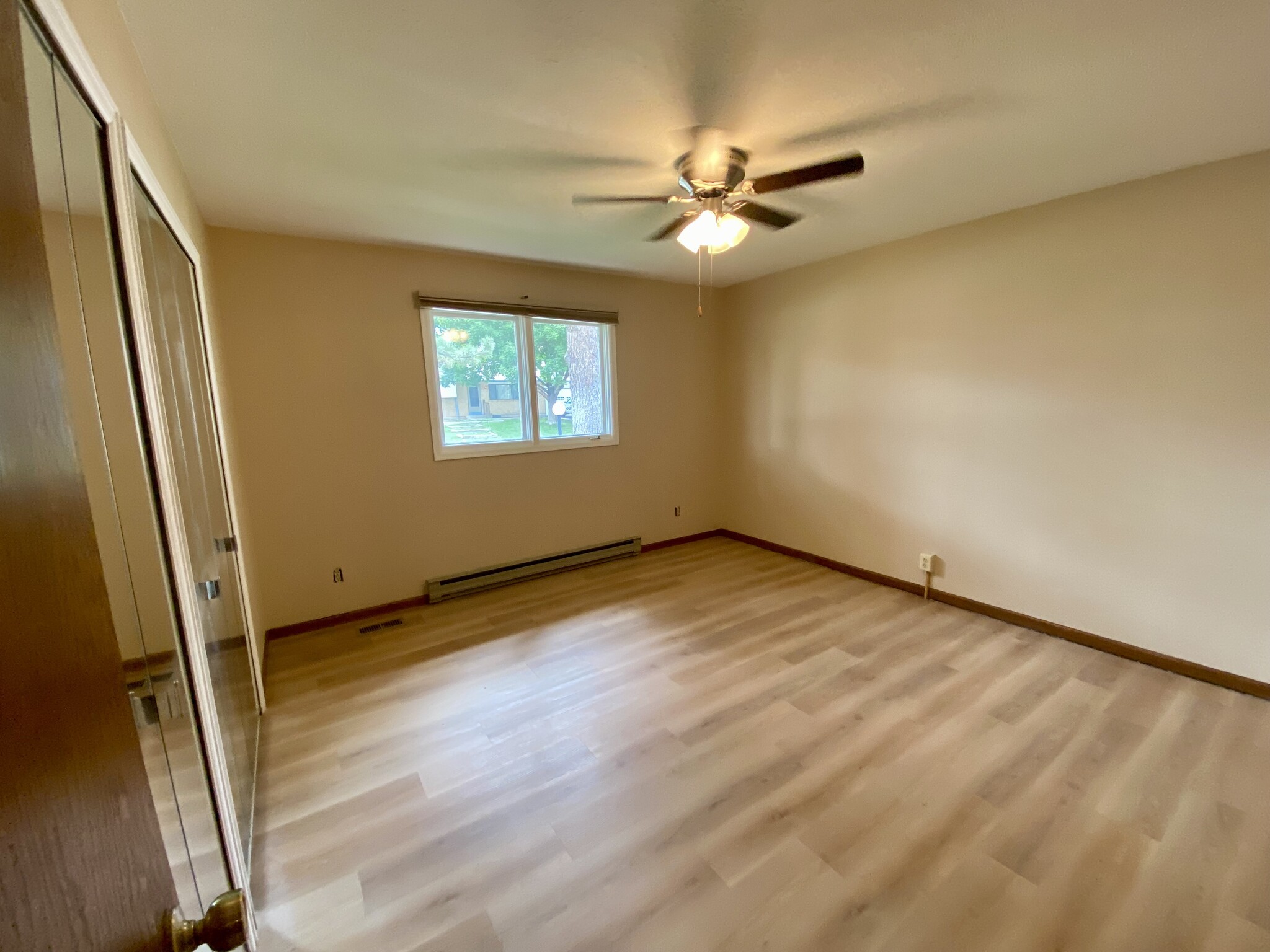 Building Photo - 2302 Cartier Dr