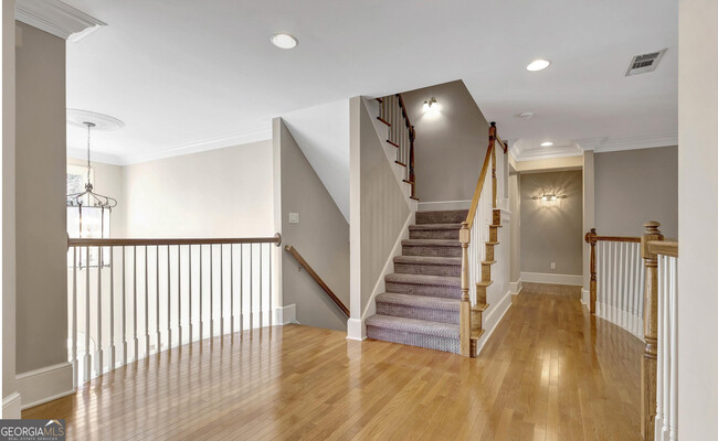 Building Photo - 795 Birkdale Dr