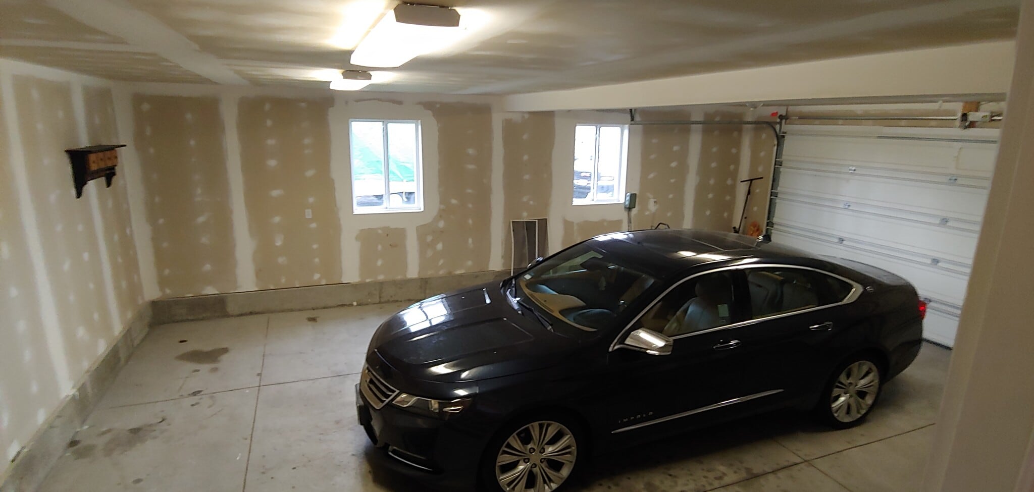 Building Photo - 936 Meadowbrook Dr