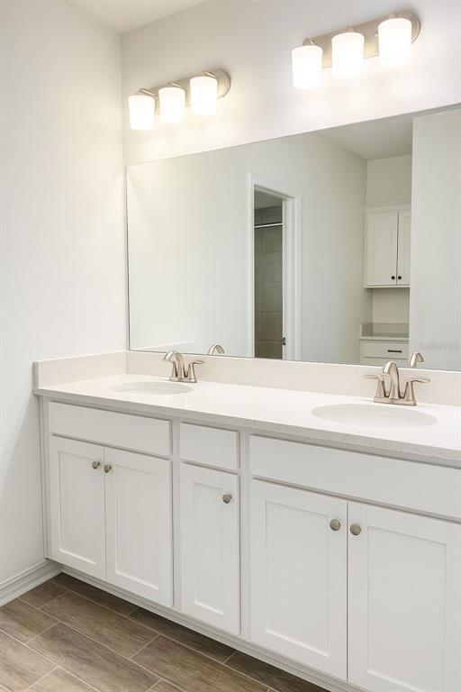 Building Photo - 5216 Senza Trl