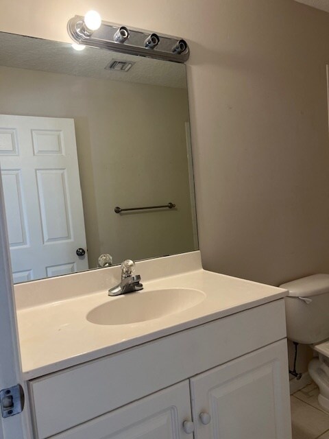 Building Photo - 1651 Hawthorne Plz