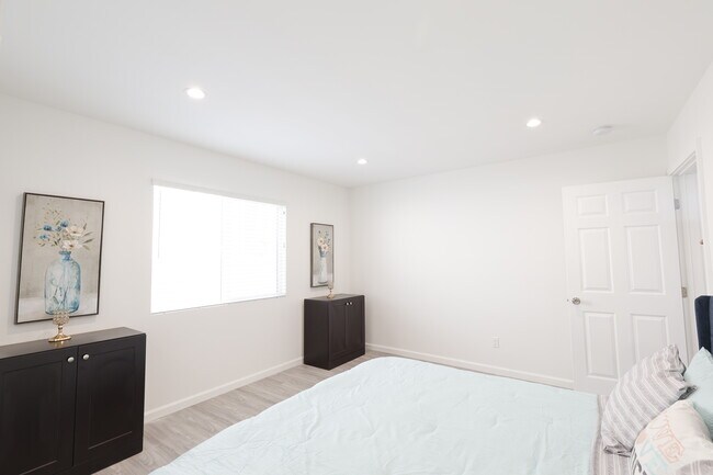 Master bedroom - 18623 Bryant St