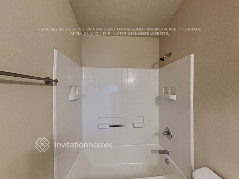 Building Photo - 2517 Buffalo Run