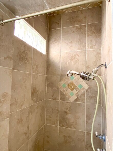 Shower with Natural Light - 150 Pomona Ave
