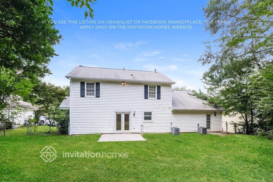 Building Photo - 4896 High Forest Dr