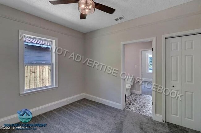 Building Photo - Lovely 2 bedroom / 1 bathroom home now ava...