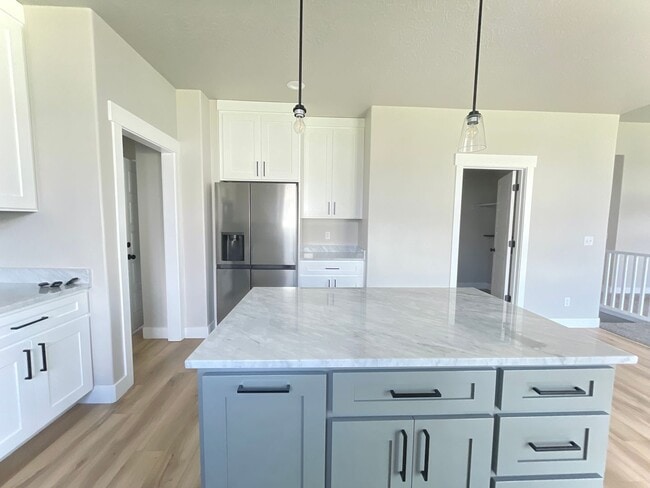 Building Photo - 3 bed 2 bath House in Nephi