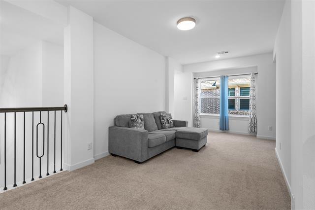 Building Photo - 1136 Saddle Ridge Dr