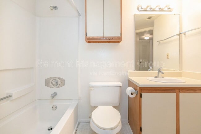 Building Photo - 642 Dory Ln